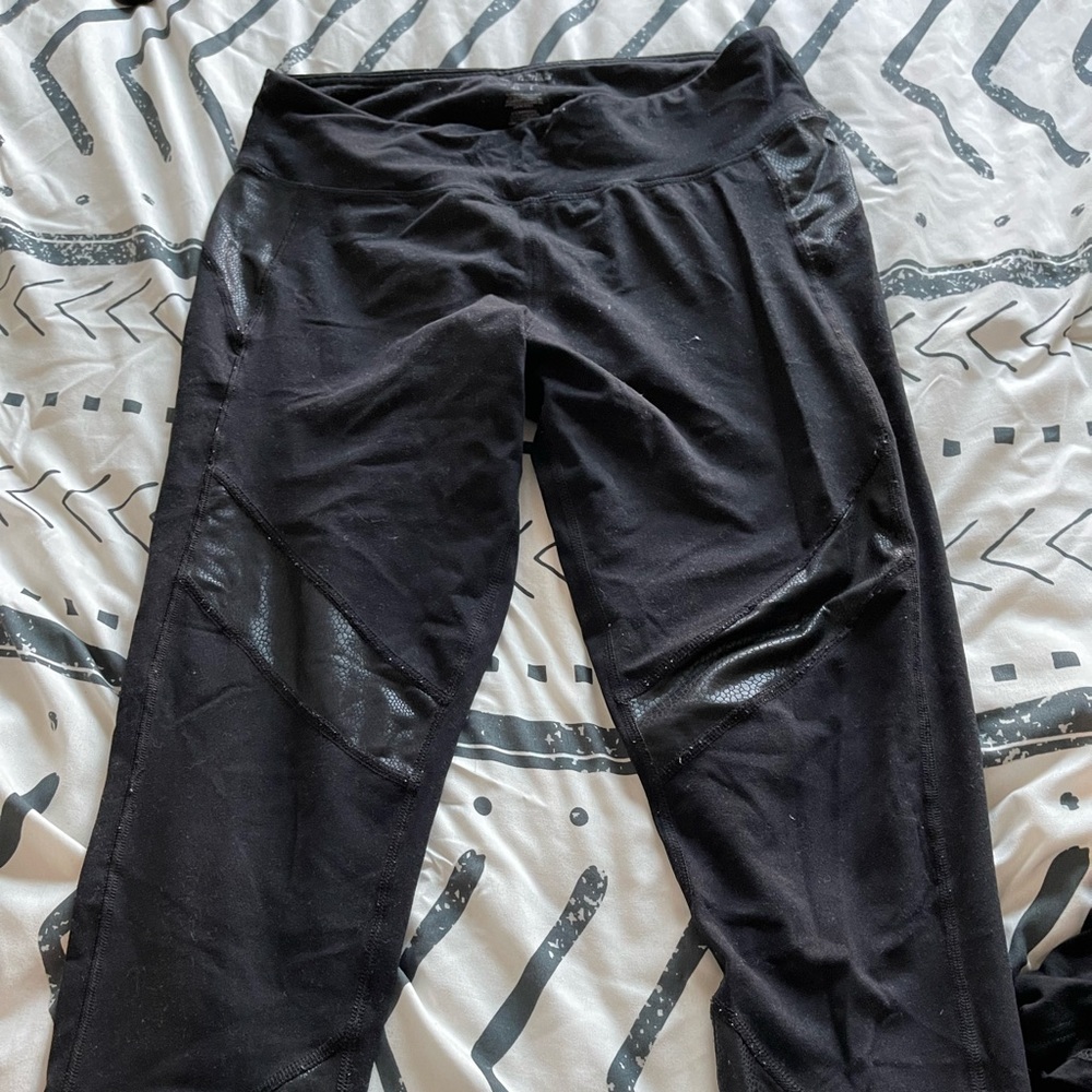 Black leggings